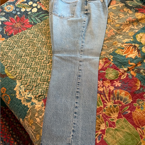 Good American Light Blue Denim Jeans - Picture 4 of 8